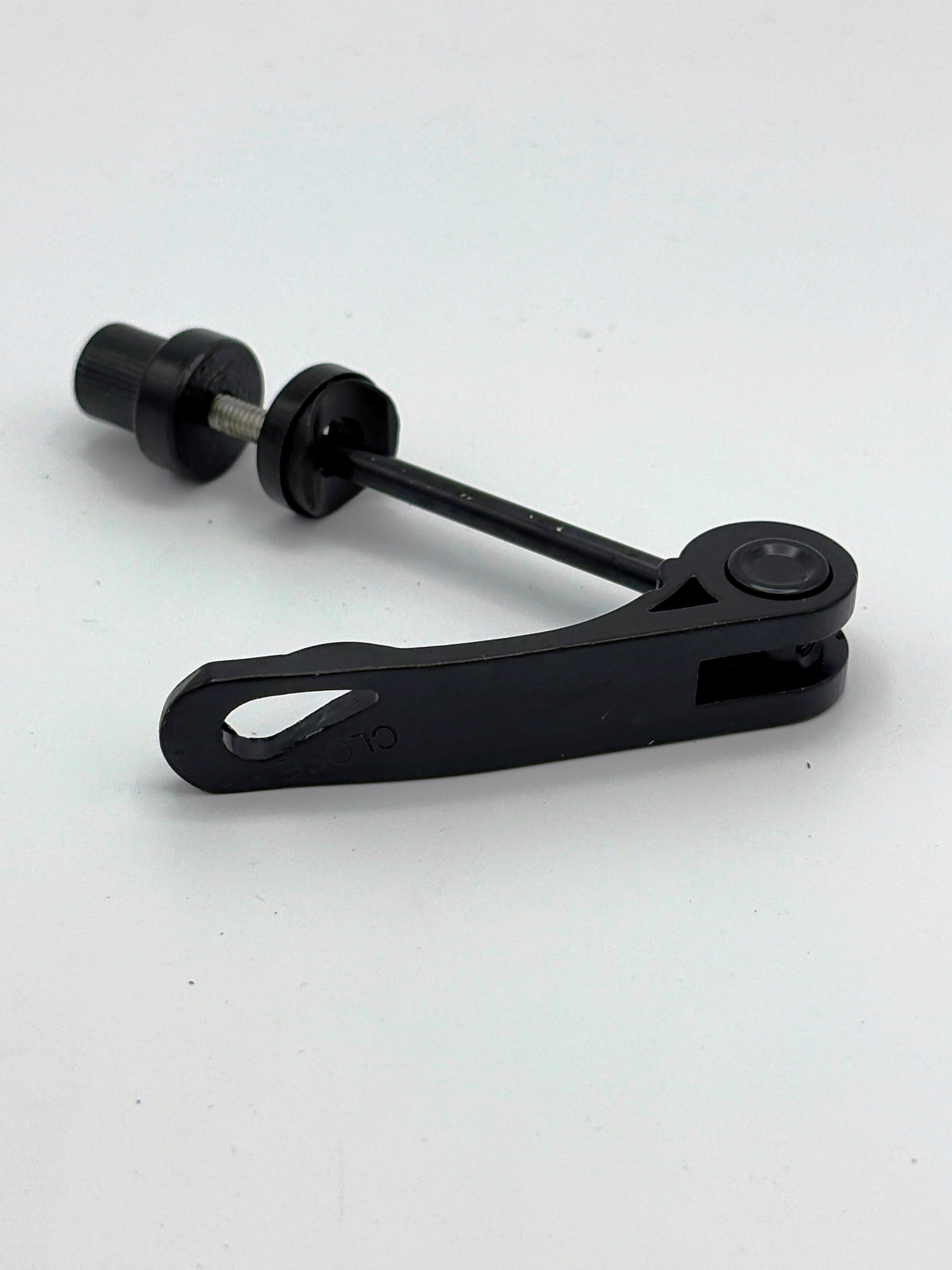Schnellspanner am Lenkerfuß Blackline